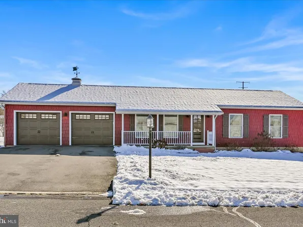 612 Orchard Ave, Schuylkill Haven, PA 17972