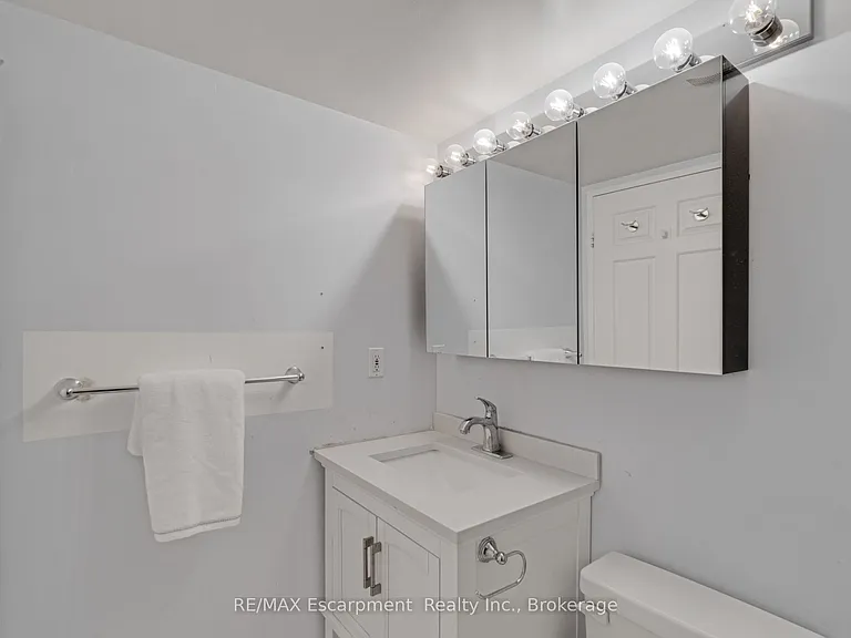 80 Saint Patrick St #820 — Photo 23