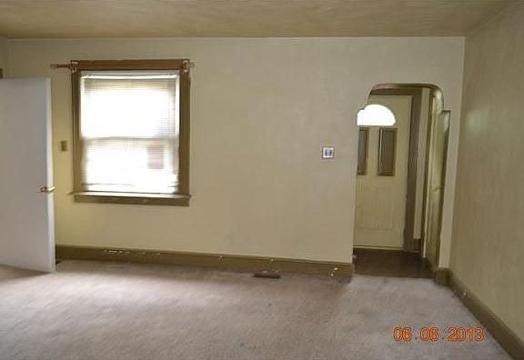 4th image of 1510 Camden Ave