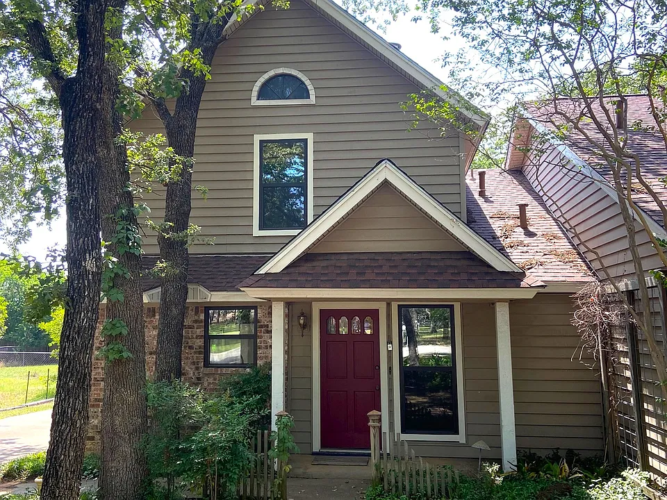 3410 Timberline Dr