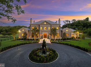 1209 Towlston Rd, Great Falls, VA 22066