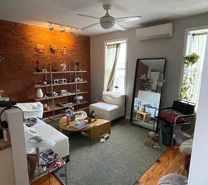 1st image of 1812 W Master St