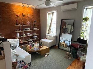 1812 W Master St, Philadelphia, PA 19121