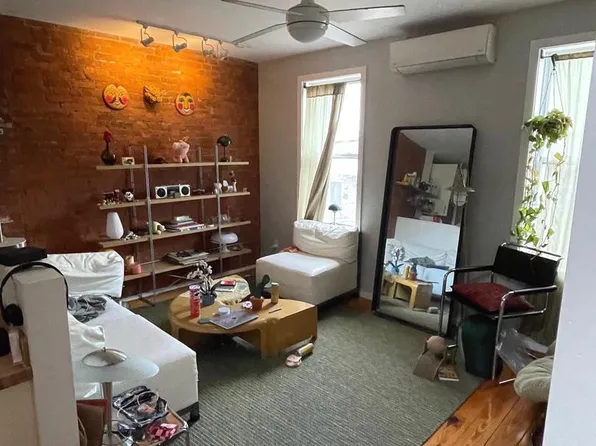 1812 W Master St, Philadelphia, PA 19121