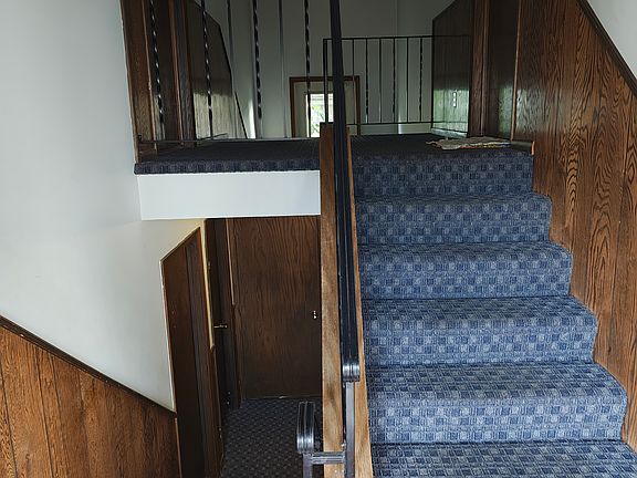 4th image of 3018 6th Ave #2