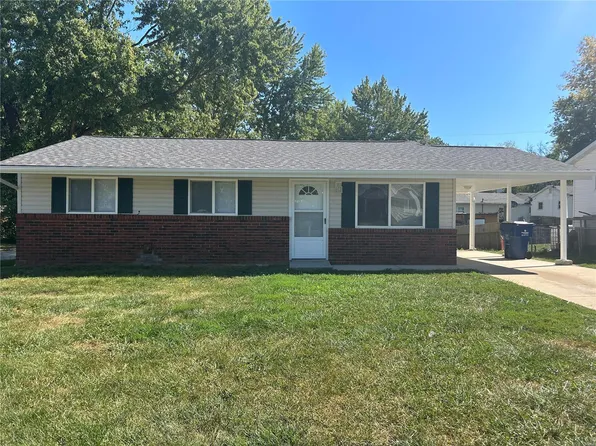 27 Circle Dr, Union, MO 63084