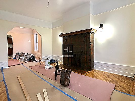 3rd image of 552 81st St Floor 2