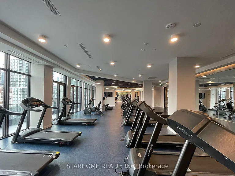 200 The Esplanade #114 — Photo 16
