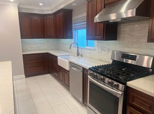 1135 W 18th St, San Pedro, CA 90731