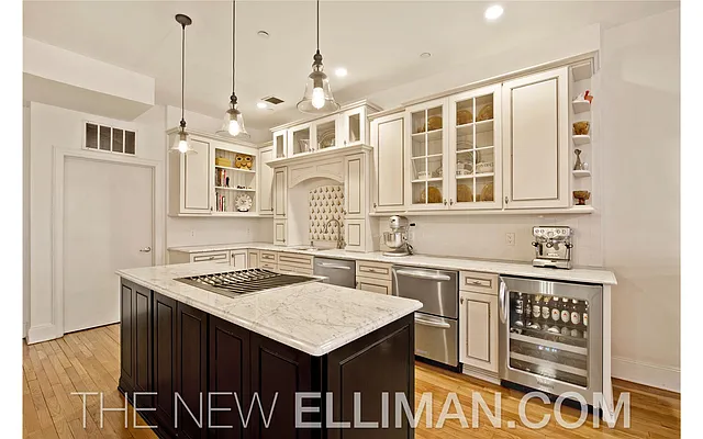 Sold by Douglas Elliman | media 2