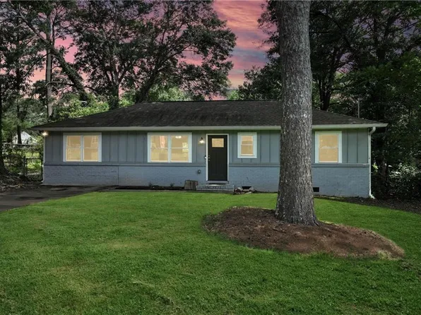 551 Floyd Dr SE, Smyrna, GA 30082