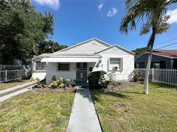 1027 NW 34th St, Miami, FL 33127