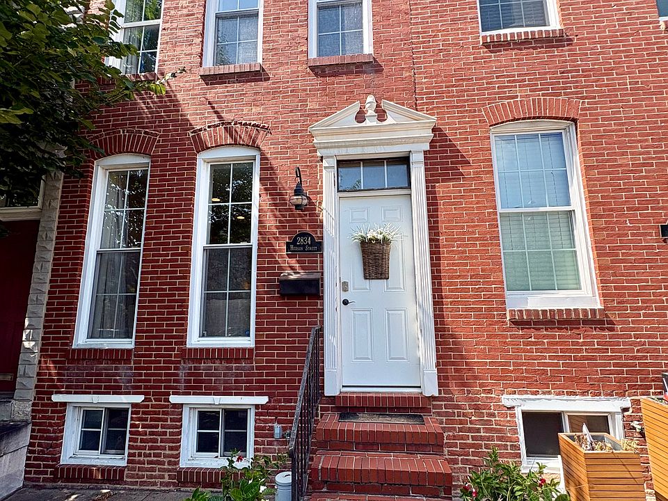 1st image of 2834 Hudson St