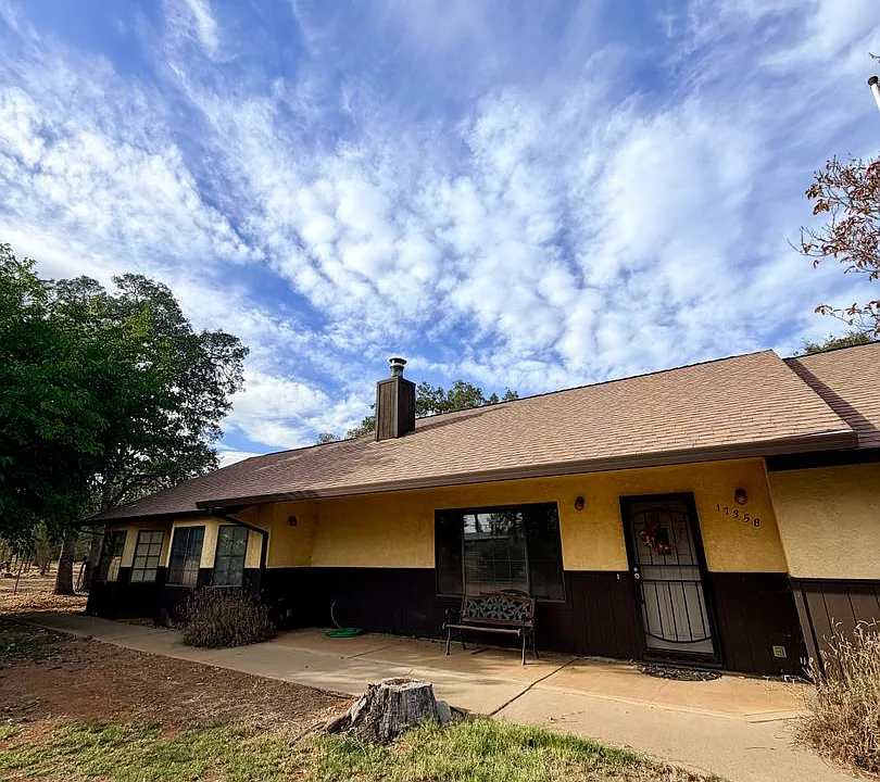 17358 Lassen Ave