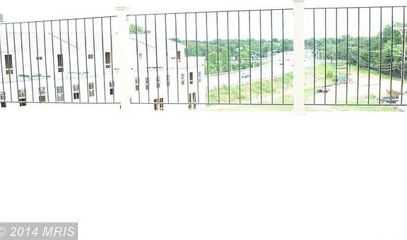 3rd image of 7905 Yellowstone Way