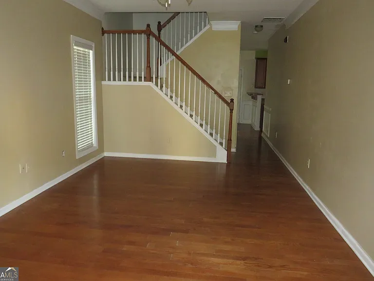 2718 Rocky Ct S — Photo 5