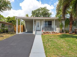 31 NE 56th Ct, Oakland Park, FL 33334