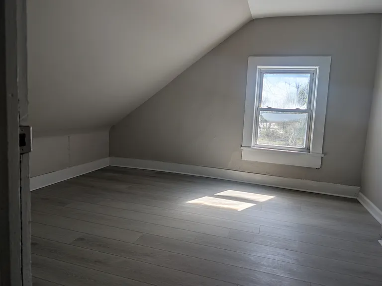502 Marion St #502 — Photo 9