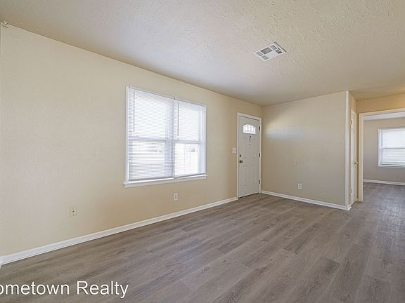 4th image of 3104 NE 15th St