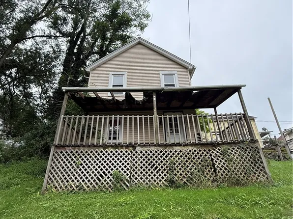 2 Bell Ave, Washington, PA 15301
