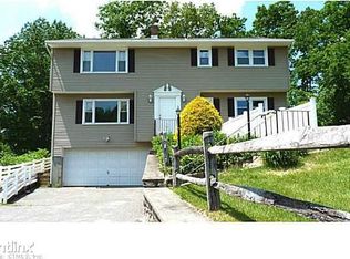 19 Vivian Dr, Waterbury, CT 06705