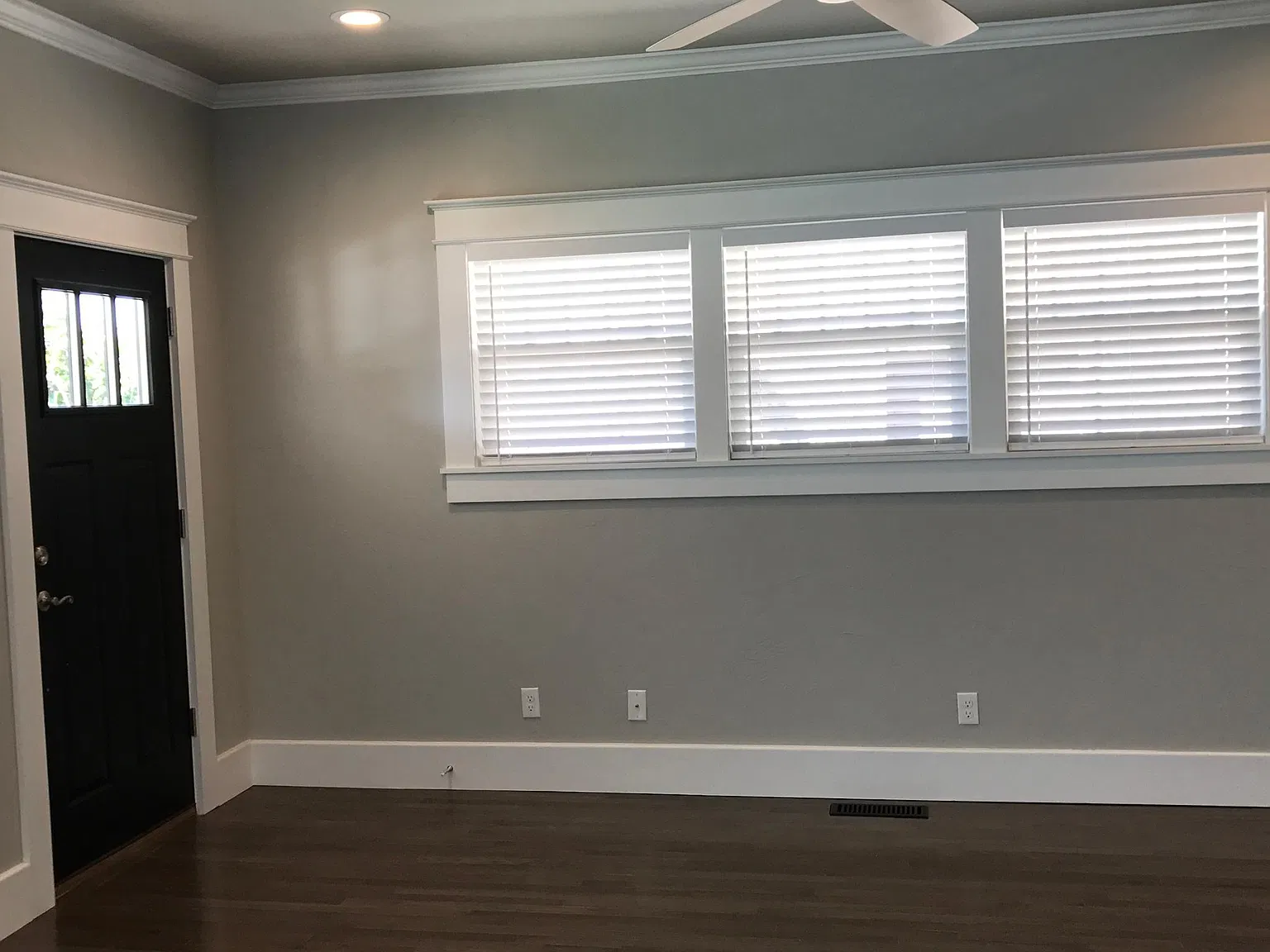 3 bed, 1450 sqft, $2,850 — Photo 2