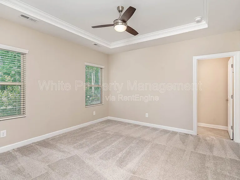8528 Pennegrove Cir — Photo 11