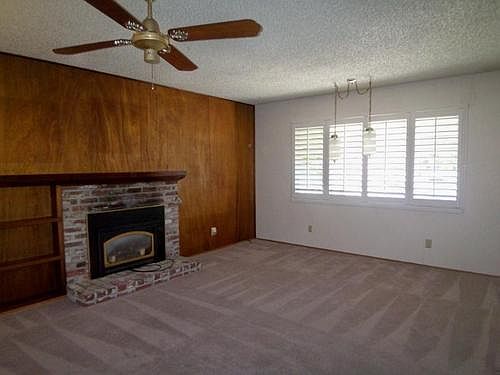 3rd image of 87 Cataline Ave