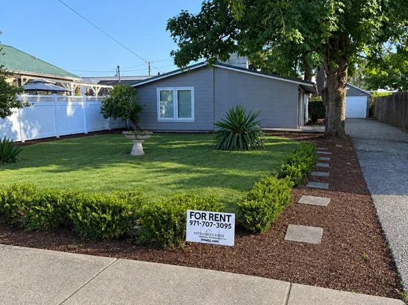 1189 Jefferson St NE, Salem, OR 97301