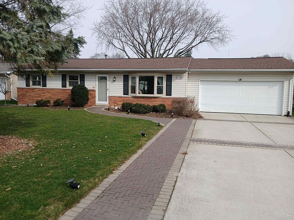 1st image of 1828 Kelly Dr