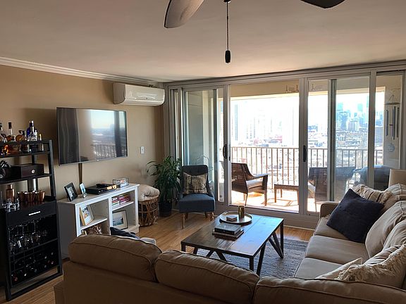 2nd image of 1960 N Lincoln Park W APT 2108