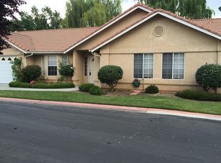 7147 N Whitney Ave, Fresno, CA