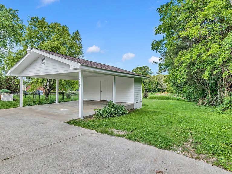 518 Twin Oak Dr — Photo 42