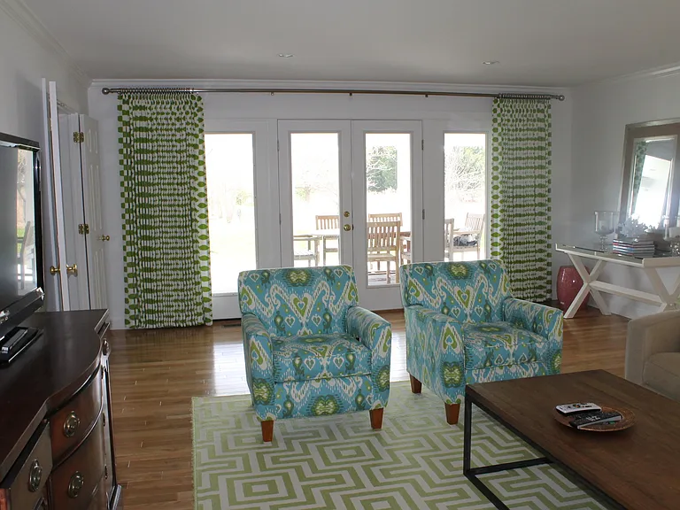 31 Newberry Ln — Photo 7
