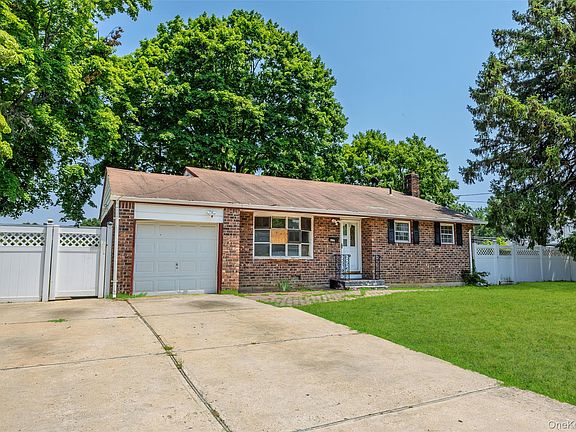 4th image of 1563 Baldwin Boulevard