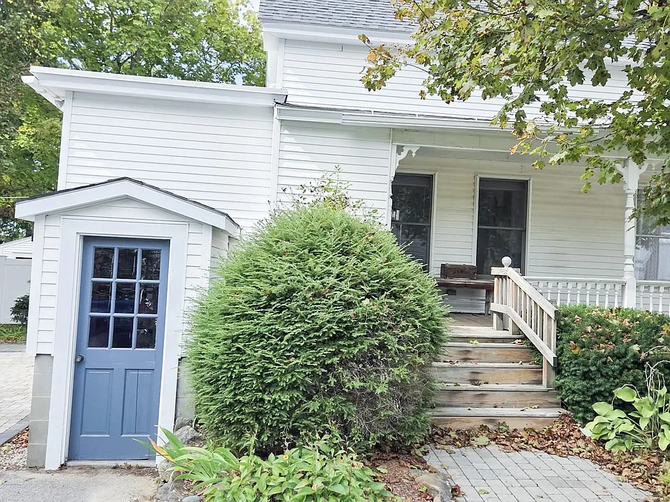 195 S Main St