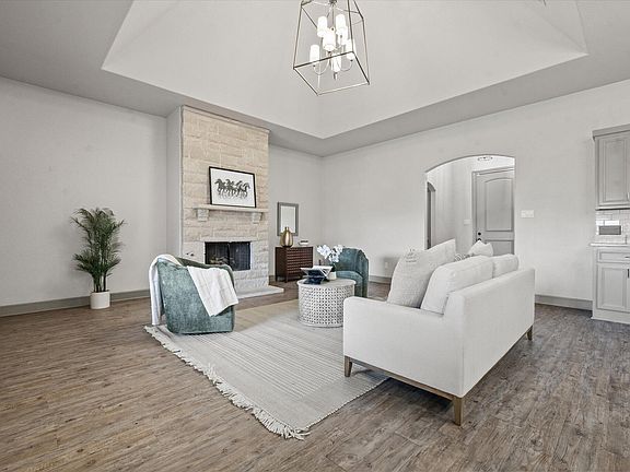 3rd image of 6906 68th St