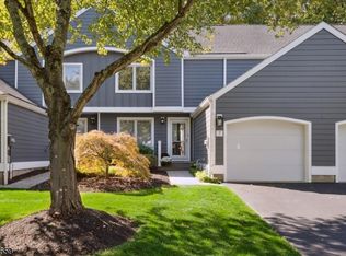 7 Sherwood Dr, Morristown, NJ 07960