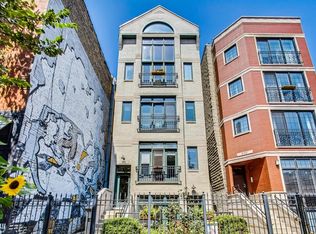 952 W Barry Ave APT 2, Chicago, IL 60657