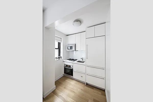 Sold by Stribling | media 9