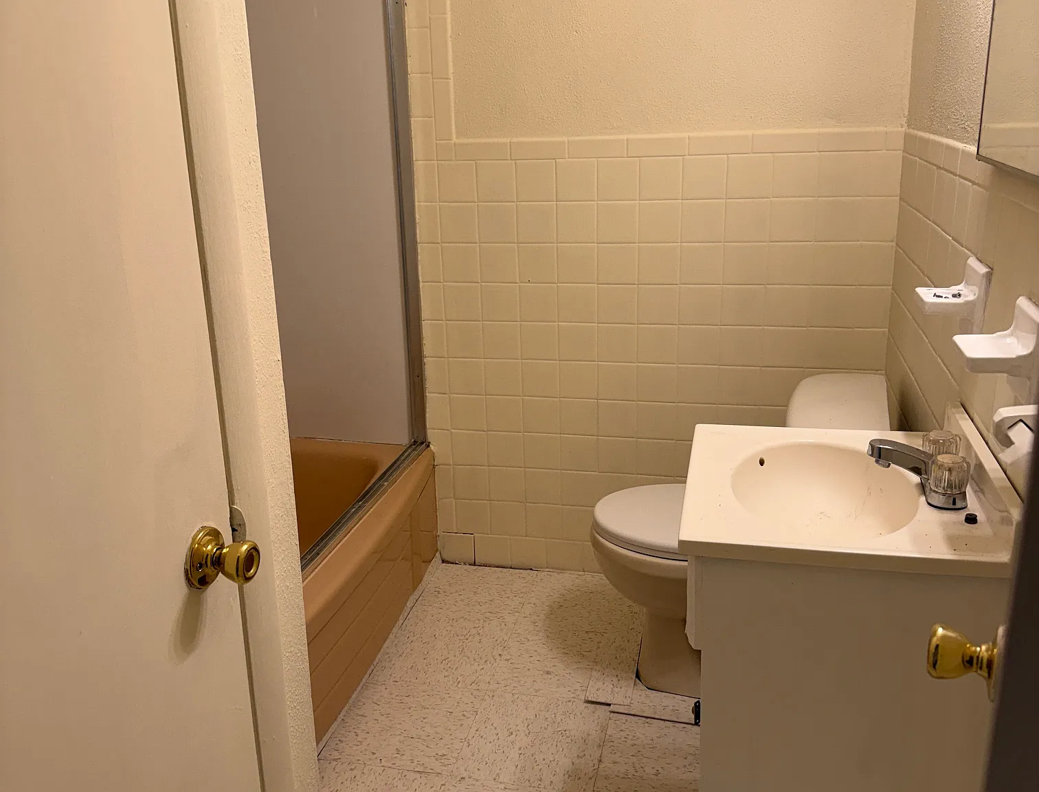 1 bed, 1000 sqft, $1,000 — Photo 4