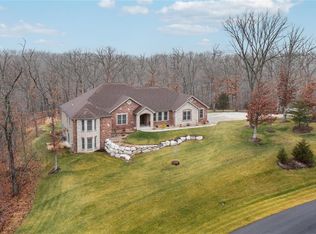 1275 Kohlers Ln, Defiance, MO 63341