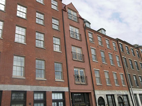 2nd image of 5056 N Front St #503