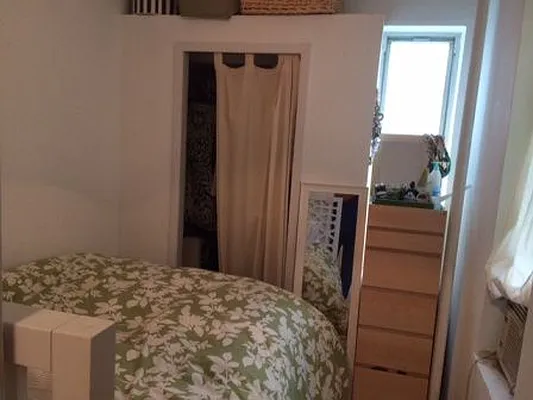 Rented by Village Living Realty | media 7