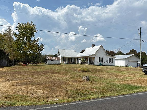2nd image of 10782 Threet Rd
