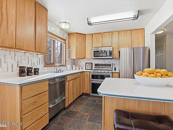 3rd image of 4441 Panther Dr
