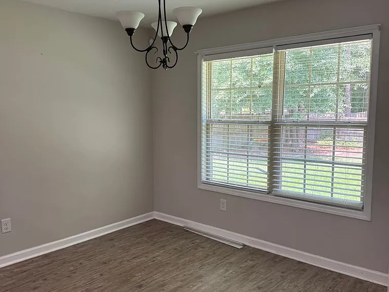 303 Tuscan Ct — Photo 16