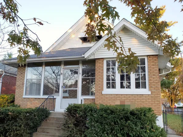 2445 Sherry Rd, Louisville, KY 40217