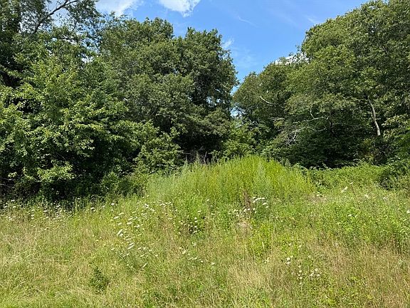 4th image of 203-203R Providence St Lot 6