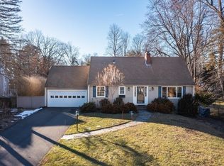 63 Cherry Ln, Amherst, MA 01002